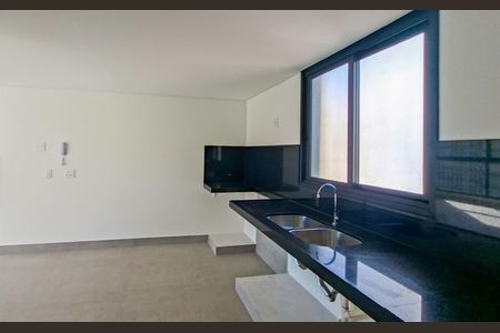 Apartamento à venda com 143m², 4 quartos e 3 vagas Apartamento à venda com 143m², 4 quartos e 3 vagasCozinha