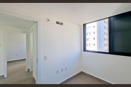 Apartamento à venda com 143m², 4 quartos e 3 vagas Apartamento à venda com 143m², 4 quartos e 3 vagasQuarto 2