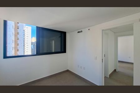 Apartamento à venda com 143m², 4 quartos e 3 vagas Apartamento à venda com 143m², 4 quartos e 3 vagasQuarto 1