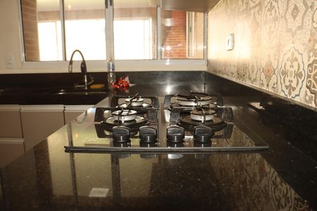Casa para alugar com 2 quartos, 95m² em Cidade Satelite Santa Barbara, São Paulo