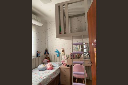 Casa à venda com 192m², 3 quartos e 3 vagas Casa à venda com 192m², 3 quartos e 3 vagasQuarto Suíte 2