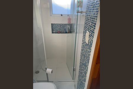 Casa à venda com 192m², 3 quartos e 3 vagas Casa à venda com 192m², 3 quartos e 3 vagasBanheiro do Quarto Suíte 2