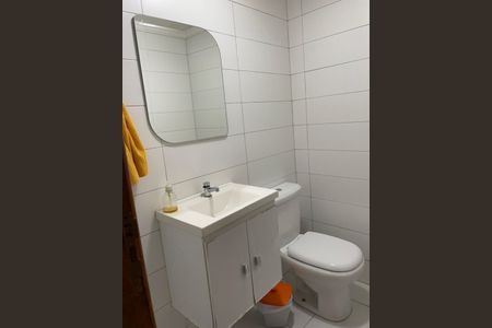 Casa à venda com 192m², 3 quartos e 3 vagas Casa à venda com 192m², 3 quartos e 3 vagasLavabo 2