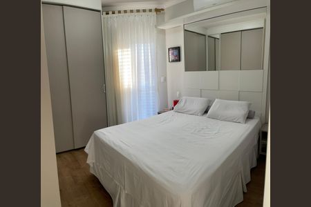 Casa à venda com 192m², 3 quartos e 3 vagas Casa à venda com 192m², 3 quartos e 3 vagasQuarto Suíte 1