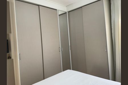 Casa à venda com 192m², 3 quartos e 3 vagas Casa à venda com 192m², 3 quartos e 3 vagasQuarto Suíte 1