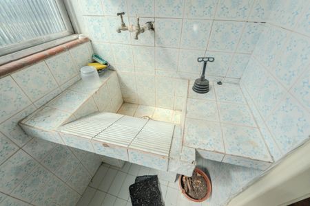 Apartamento para alugar com 80m², 2 quartos e sem vagaÁrea de Serviço