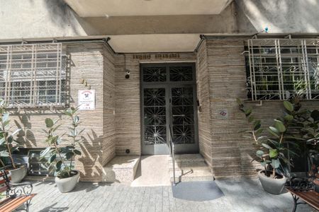 Apartamento para alugar com 80m², 2 quartos e sem vagaFachada