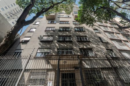 Apartamento para alugar com 80m², 2 quartos e sem vagaFachada