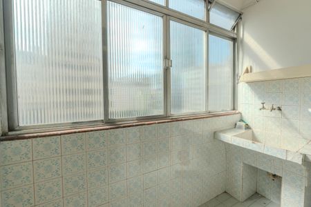 Apartamento para alugar com 80m², 2 quartos e sem vagaÁrea de Serviço