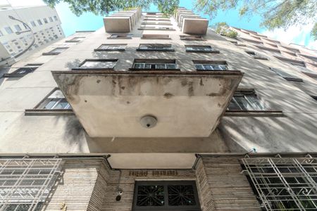 Apartamento para alugar com 80m², 2 quartos e sem vagaFachada