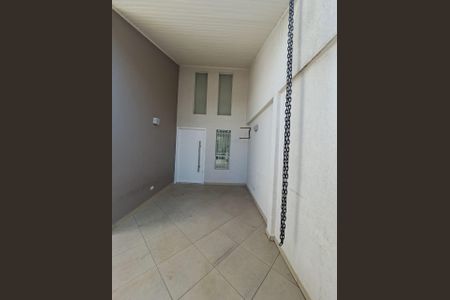 Casa à venda com 150m², 3 quartos e 1 vaga Casa à venda com 150m², 3 quartos e 1 vagaGaragem