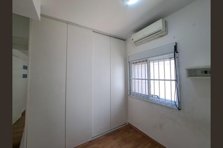 Casa à venda com 150m², 3 quartos e 1 vaga Casa à venda com 150m², 3 quartos e 1 vagaQuarto 1