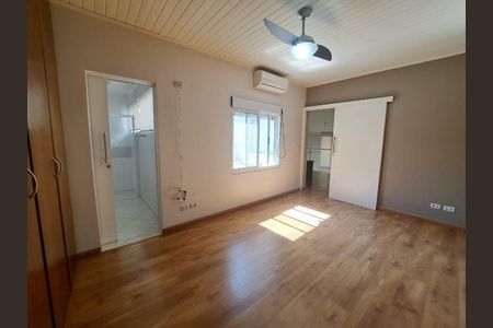 Casa à venda com 150m², 3 quartos e 1 vaga Casa à venda com 150m², 3 quartos e 1 vaga Suíte