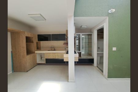 Casa à venda com 150m², 3 quartos e 1 vaga Casa à venda com 150m², 3 quartos e 1 vagaCozinha