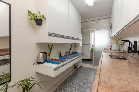 Apartamento à venda com 164m², 2 quartos e 2 vagas Apartamento à venda com 164m², 2 quartos e 2 vagasCozinha