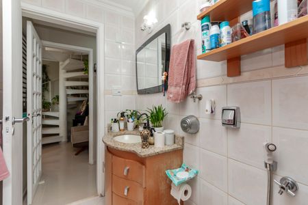 Apartamento à venda com 164m², 2 quartos e 2 vagas Apartamento à venda com 164m², 2 quartos e 2 vagasBanheiro