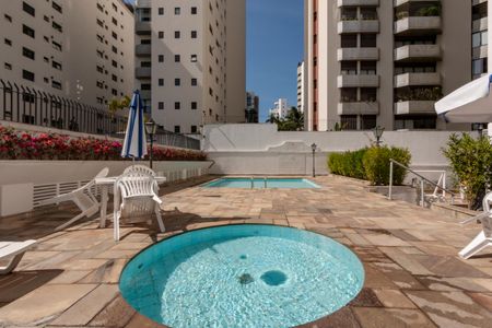 Apartamento à venda com 164m², 2 quartos e 2 vagas Apartamento à venda com 164m², 2 quartos e 2 vagasÁrea comum