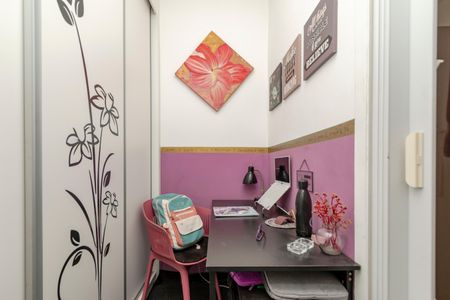 Apartamento à venda com 164m², 2 quartos e 2 vagas Apartamento à venda com 164m², 2 quartos e 2 vagasQuarto de Serviço