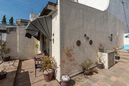 Apartamento à venda com 164m², 2 quartos e 2 vagas Apartamento à venda com 164m², 2 quartos e 2 vagasCobertura