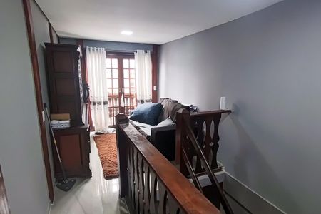Casa de condomínio à venda com 120m², 3 quartos e 1 vagaSaleta