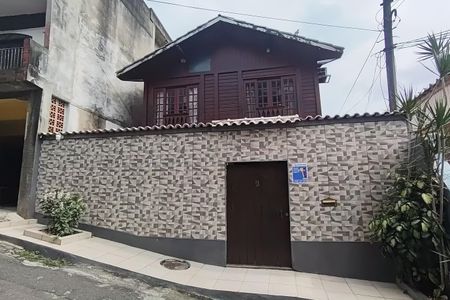 Casa de condomínio à venda com 120m², 3 quartos e 1 vagaPlaca