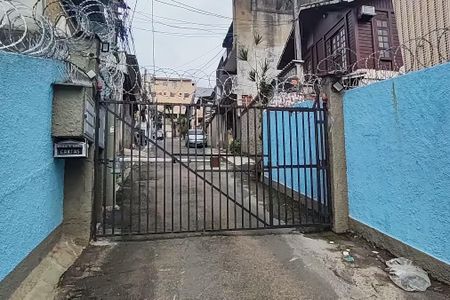 Casa de condomínio à venda com 120m², 3 quartos e 1 vagaFachada