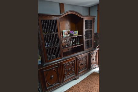 Casa de condomínio à venda com 120m², 3 quartos e 1 vagaSaleta