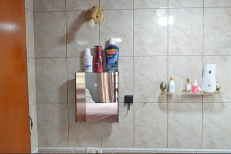 Casa de condomínio à venda com 120m², 3 quartos e 1 vagaBanheiro da Suíte 1