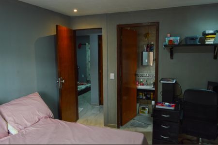 Casa de condomínio à venda com 120m², 3 quartos e 1 vagaSuíte 1