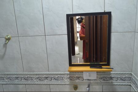 Casa de condomínio à venda com 120m², 3 quartos e 1 vagaBanheiro