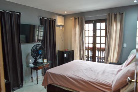 Casa de condomínio à venda com 120m², 3 quartos e 1 vagaSuíte 1