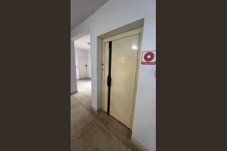 Apartamento à venda com 39m², 1 quarto e sem vagaÁrea comum