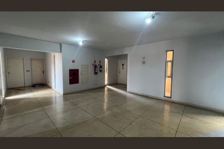 Apartamento à venda com 39m², 1 quarto e sem vagaÁrea comum