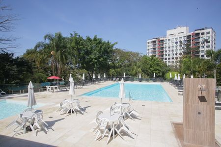 Apartamento para alugar com 87m², 3 quartos e 1 vagaÁrea comum - Piscina