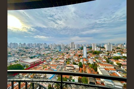 Apartamento à venda com 75m², 3 quartos e 2 vagas Apartamento à venda com 75m², 3 quartos e 2 vagasVaranda