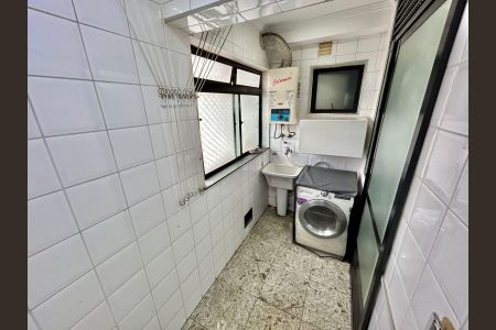 Apartamento à venda com 75m², 3 quartos e 2 vagas Apartamento à venda com 75m², 3 quartos e 2 vagasÁrea de Serviço