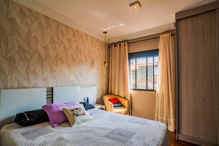 Casa à venda com 242m², 4 quartos e 2 vagas Casa à venda com 242m², 4 quartos e 2 vagasSuíte 2