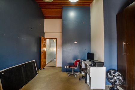 Casa à venda com 242m², 4 quartos e 2 vagas Casa à venda com 242m², 4 quartos e 2 vagasSuíte 4