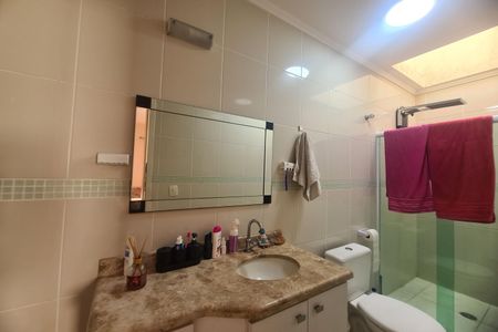 Casa de condomínio à venda com 70m², 2 quartos e 1 vagaBanheiro da Suíte 1