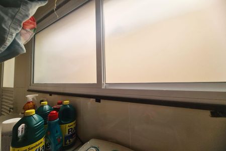 Casa de condomínio à venda com 70m², 2 quartos e 1 vagaÁrea de Serviço