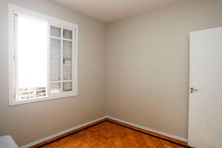 Quarto 2 de apartamento à venda com 2 quartos, 68m² em São Geraldo, Porto Alegre