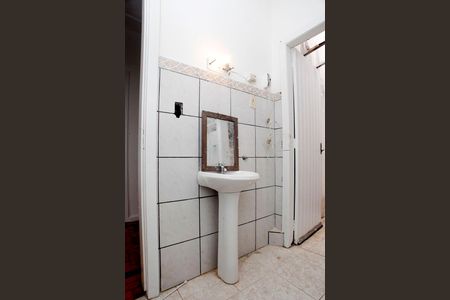 Banheiro de apartamento à venda com 2 quartos, 68m² em São Geraldo, Porto Alegre