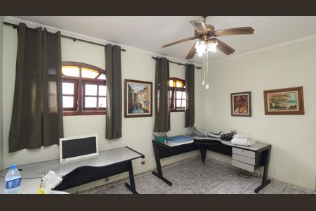 Casa à venda com 306m², 4 quartos e 7 vagas Casa à venda com 306m², 4 quartos e 7 vagasSala 3