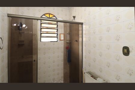 Casa à venda com 306m², 4 quartos e 7 vagas Casa à venda com 306m², 4 quartos e 7 vagasBanheiro da Suíte 1