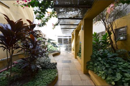 Entrada de apartamento à venda com 3 quartos, 80m² em Serra, Belo Horizonte
