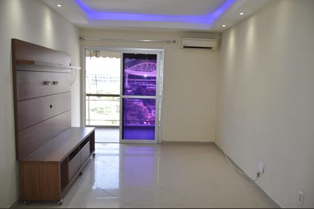 Apartamento à venda com 85m², 2 quartos e 2 vagasSala