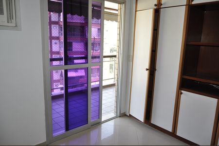 Apartamento à venda com 85m², 2 quartos e 2 vagasSuíte