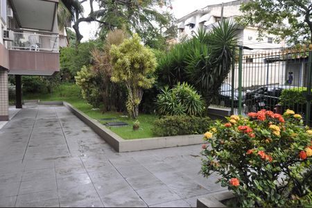 Apartamento à venda com 85m², 2 quartos e 2 vagasÁrea comum