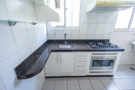 Apartamento à venda com 67m², 2 quartos e 2 vagasCozinha