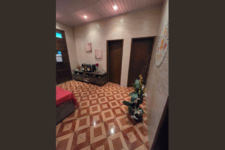 Sala de casa de condomínio para alugar com 2 quartos, 80m² em Bonsucesso, Rio de Janeiro